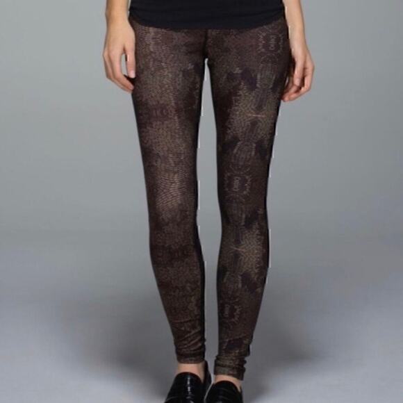 Lululemon Wunder Under Luon Leggings - Size 6 - Picture 1 of 13